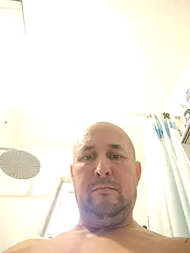 intx800 online show from October 29, 2025, 2:19 pm