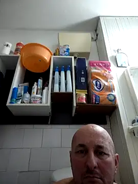 Snapshot of intx800 chatting on February 3, 2026, 2:00 pm intx800 online show from February 3, 2026, 2:00 pm