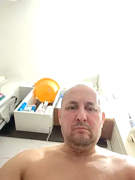 Snapshot of intx800 chatting on February 6, 2026, 6:44 pm intx800 online show from February 6, 2026, 6:44 pm