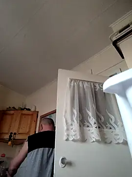 Snapshot of intx800 chatting on February 28, 2026, 3:57 pm intx800 online show from February 28, 2026, 3:57 pm