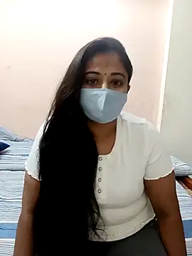 Snapshot of DIZZLING_DIVA chatting on December 24, 2024, 12:22 pm DIZZLING DIVA online show from December 24, 2024, 12:22 pm