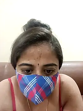 Snapshot of DIZZLING_DIVA chatting on December 27, 2024, 10:48 pm DIZZLING DIVA online show from December 27, 2024, 10:48 pm