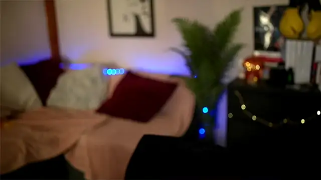 Bellis Perenis online show from December 20, 2025, 6:15 pm