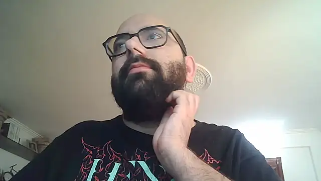 Snapshot of manokiitoo chatting on March 31, 2026, 9:10 am manokiitoo online show from March 31, 2026, 9:10 am