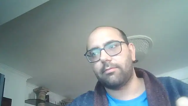 Snapshot of manokiitoo chatting on April 8, 2026, 12:05 pm manokiitoo online show from April 8, 2026, 12:05 pm