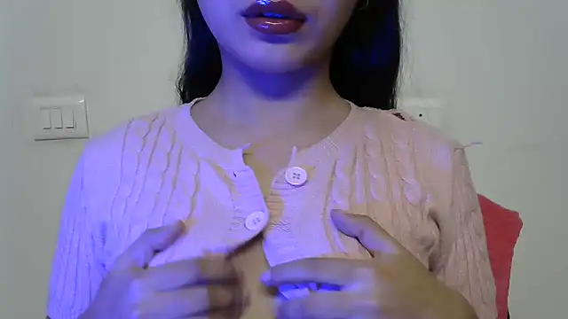 amrita2210 online show from October 23, 2025, 9:24 pm