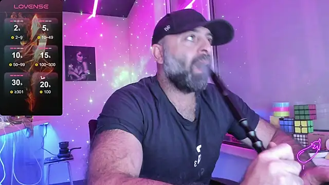 MAGABEAR077 online show from October 30, 2025, 8:09 pm