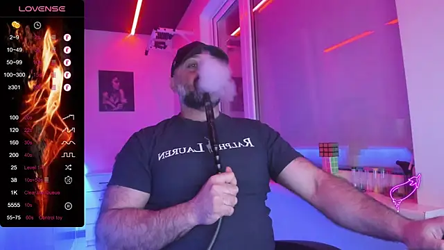 MAGABEAR077 online show from April 16, 2026, 9:39 pm