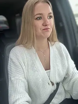 Devill Angel  online show from March 10, 2025, 6:27 am