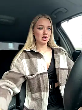 Devill Angel  online show from October 23, 2025, 10:36 am