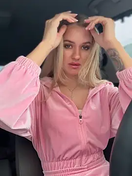 Devill Angel  online show from October 26, 2025, 10:32 am