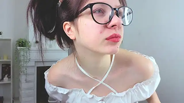 Baby Evalena online show from January 6, 2026, 5:11 am