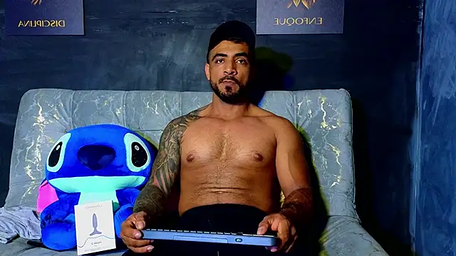 ERIC HARRISON online show from October 21, 2025, 10:10 pm