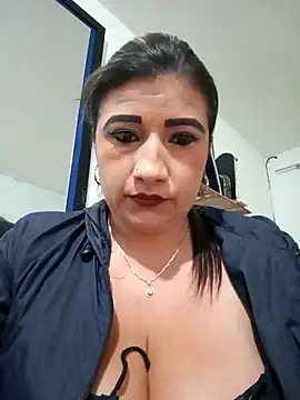 Hannahcandyy online show from March 14, 2025, 1:35 pm