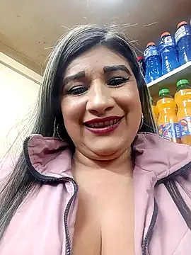 Hannahcandyy online show from November 2, 2025, 5:21 am