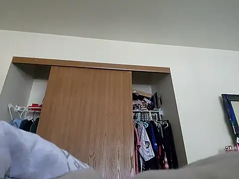 Reezy21stst online show from September 29, 2025, 1:38 pm