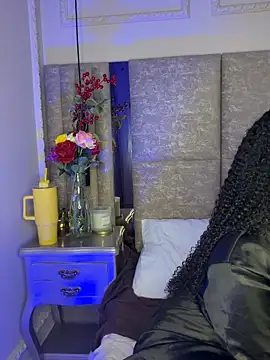 Lola King online show from February 21, 2026, 3:40 am