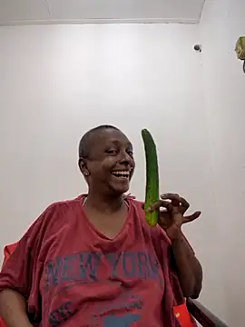 mamakarma1403 online show from June 1, 2026, 1:02 pm