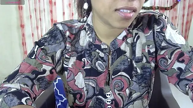 Preeti-Sexy online show from March 9, 2025, 7:12 am