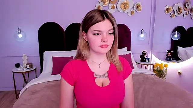 ZaraBloom online show from March 10, 2025, 2:06 am