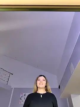 Snapshot of ZaraBloom chatting on February 26, 2026, 2:16 pm ZaraBloom online show from February 26, 2026, 2:16 pm