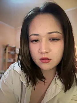 JoyFulLicss online show from February 14, 2025, 3:36 pm