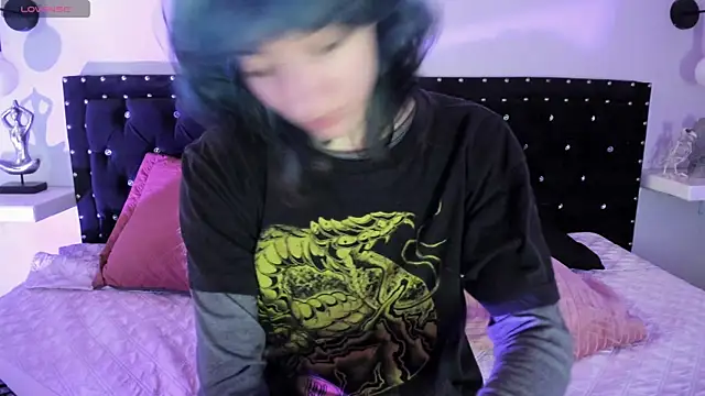 Ghosty Doll online show from September 18, 2025, 5:04 pm