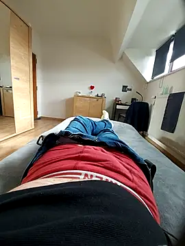 pascalino100 online show from March 1, 2025, 2:34 pm