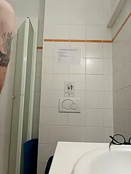 pascalino100 online show from February 24, 2026, 7:06 am