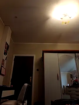 pascalino100 online show from April 25, 2026, 7:22 am