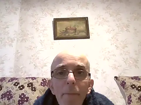 mariusica1xh online show from February 3, 2025, 12:36 pm