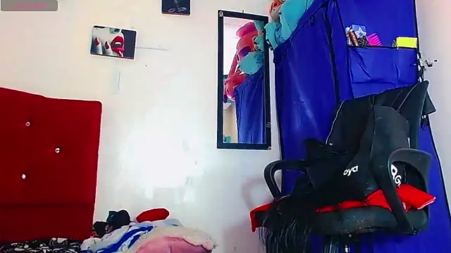 nicol gill  online show from February 11, 2025, 11:21 am