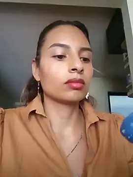 mykaelahoney online show from September 24, 2025, 7:06 pm