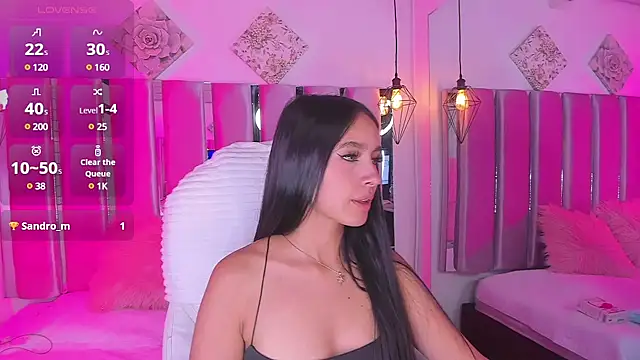 sophie ws online show from December 10, 2024, 7:58 am