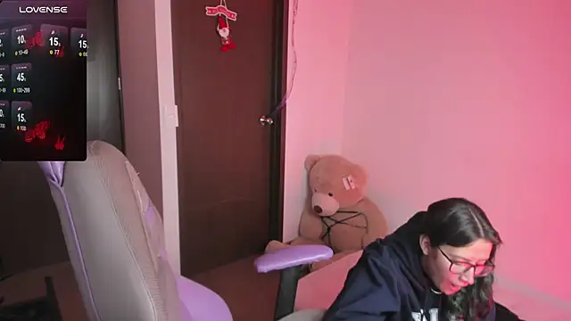 hitomi arata online show from January 10, 2025, 6:06 pm