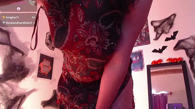 hitomi arata online show from November 10, 2025, 8:52 pm