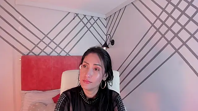 Snapshot of Janne_lee chatting on December 18, 2024, 9:08 pm Janne lee online show from December 18, 2024, 9:08 pm