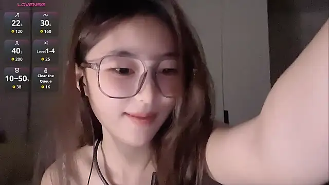 Sweet-Angel999 online show from September 14, 2025, 5:23 pm