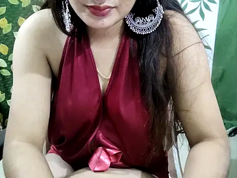 Aarvi Arora online show from February 17, 2025, 8:52 am