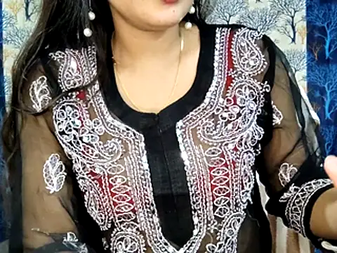 Aarvi Arora online show from November 22, 2025, 10:14 am