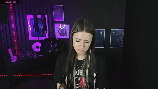 Snapshot of Lily_Moonlight chatting on February 13, 2025, 7:56 am Lily Moonlight online show from February 13, 2025, 7:56 am