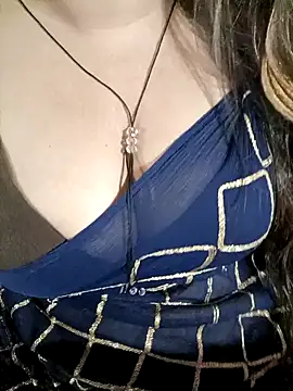 Beautyy38 online show from February 9, 2025, 3:43 am