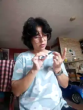 Snapshot of Im_Alma_ chatting on February 4, 2025, 1:38 pm Im Alma online show from February 4, 2025, 1:38 pm