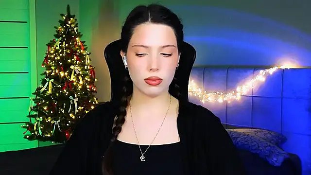 Stacy Gonzales  online show from January 4, 2025, 9:21 am