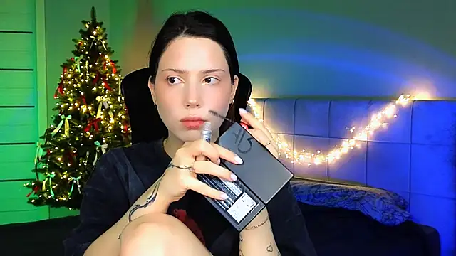 Stacy Gonzales  online show from January 7, 2025, 6:16 am