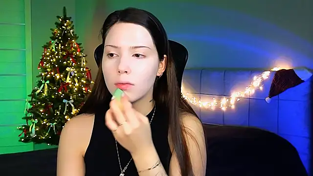 Stacy Gonzales  online show from January 22, 2025, 6:42 am