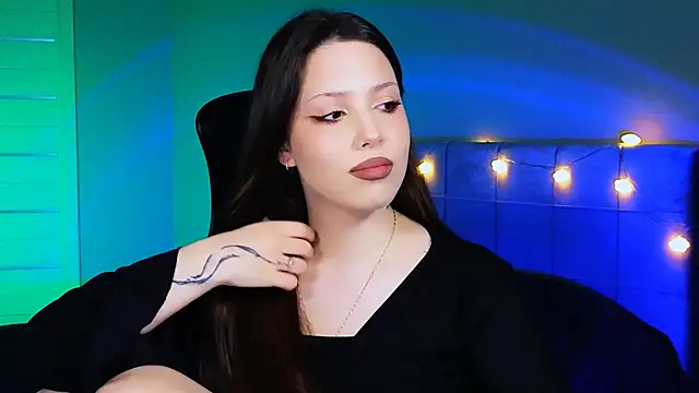 Stacy Gonzales  online show from February 18, 2025, 9:32 am