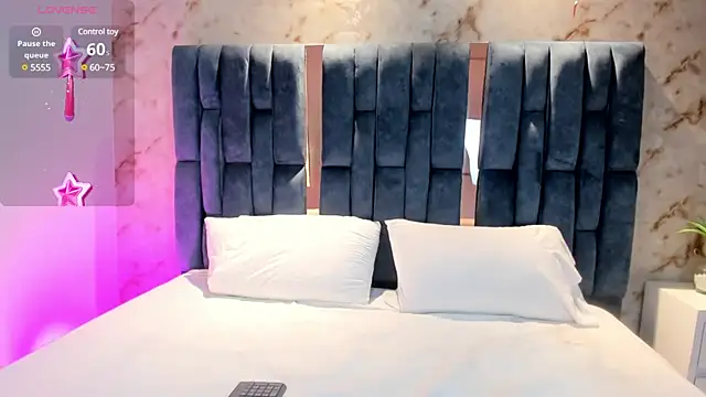 RoseTaylor   online show from February 12, 2025, 5:26 am