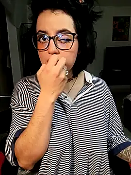 Lin-cute online show from March 16, 2025, 9:16 pm