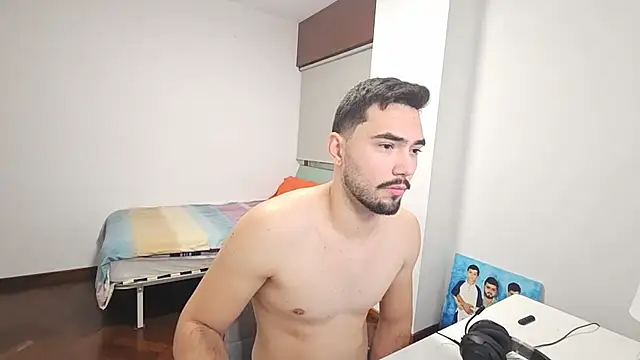 Snapshot of gtrois chatting on December 2, 2025, 6:25 pm gtrois online show from December 2, 2025, 6:25 pm